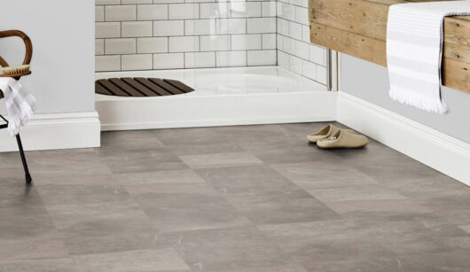 Karndean Knight Tile Rigid Core - Grey Riven Slate SCB-ST16-18