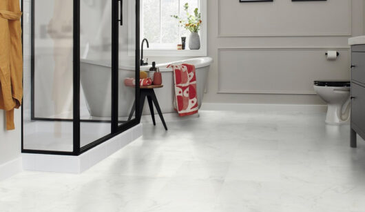 Karndean Knight Tile Rigid Core - Frosted Marble SCB-ST26-18