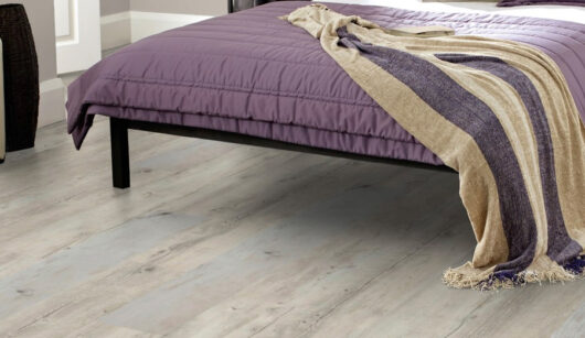 Karndean Van Gogh Rigid Core - Light Distressed Oak VGW111T-SCB