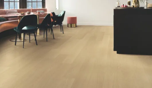 Quickstep Capture - Beige Varnished Oak SIG4750