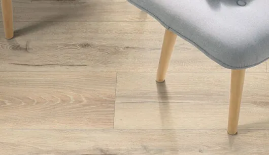 Egger Pro 8mm Classic - Beige Melba Oak EPL189