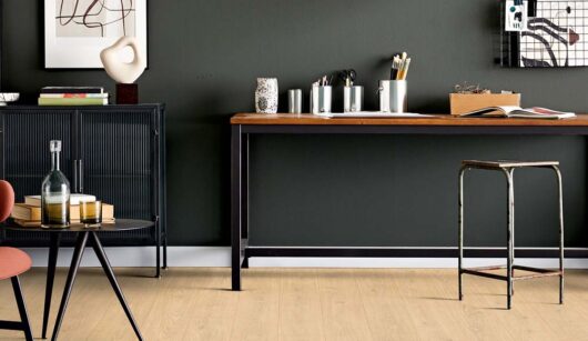 Egger Home 7mm - Brown Berdal H1038